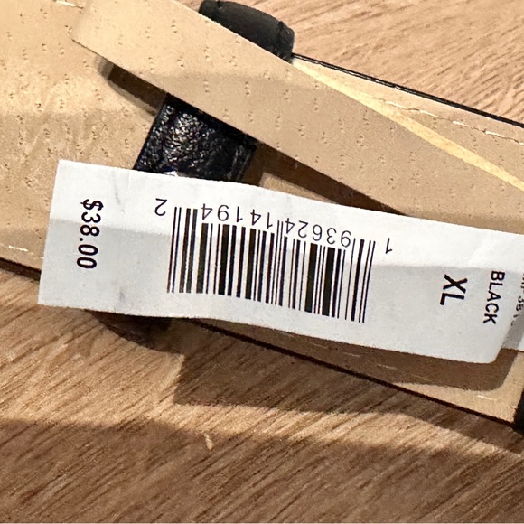 New Steve Madden black logo belt. XL - Picture 4 of 4